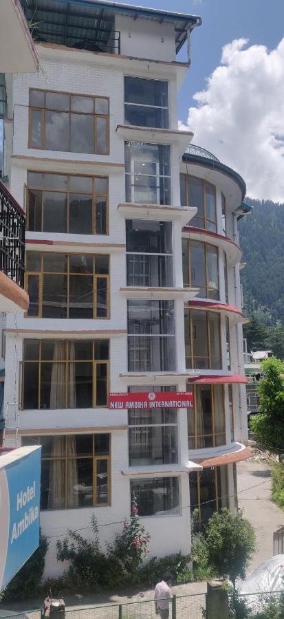 New Ambika International Mall Road Hotel Manāli Exteriér fotografie