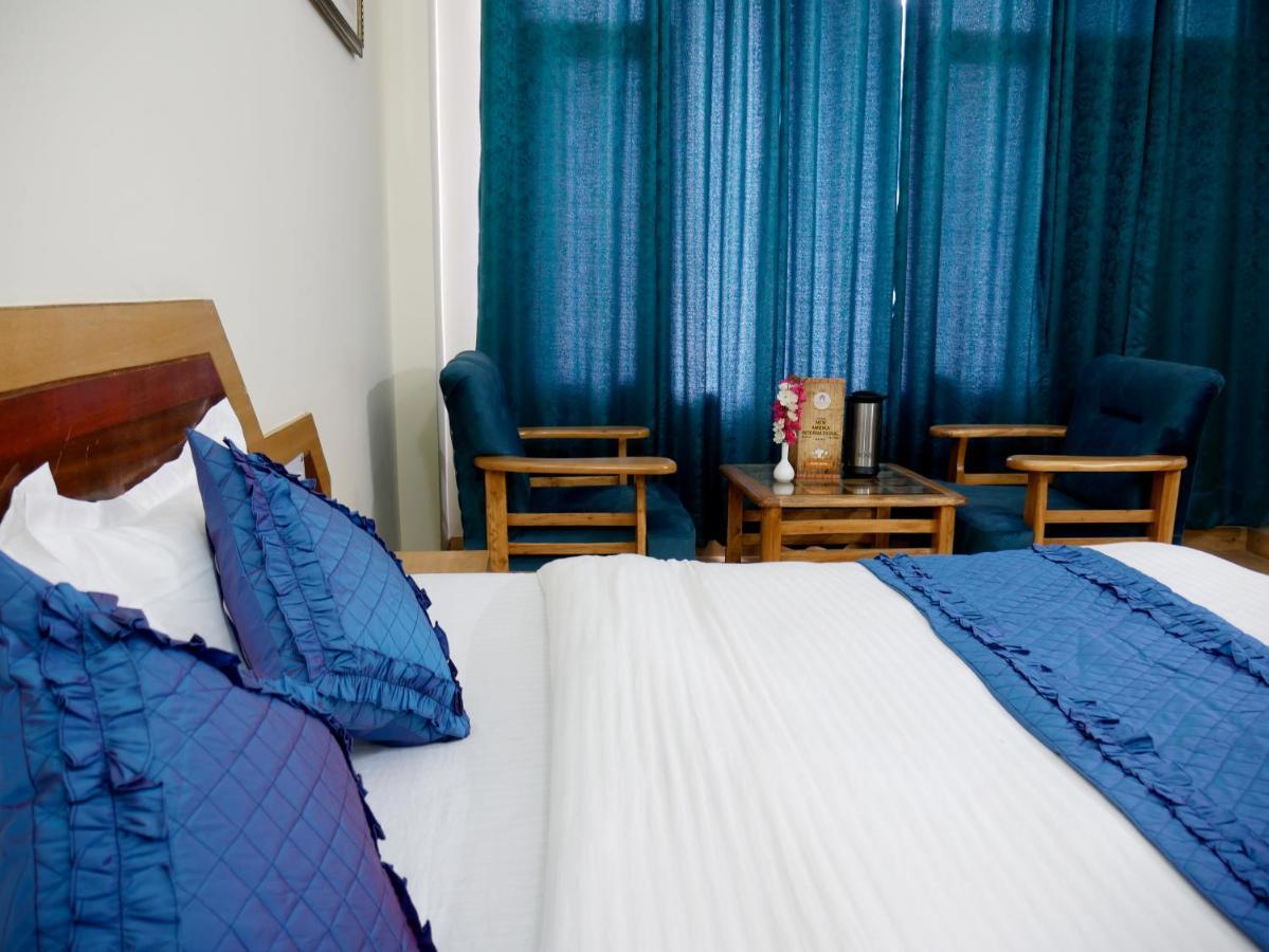 New Ambika International Mall Road Hotel Manāli Exteriér fotografie