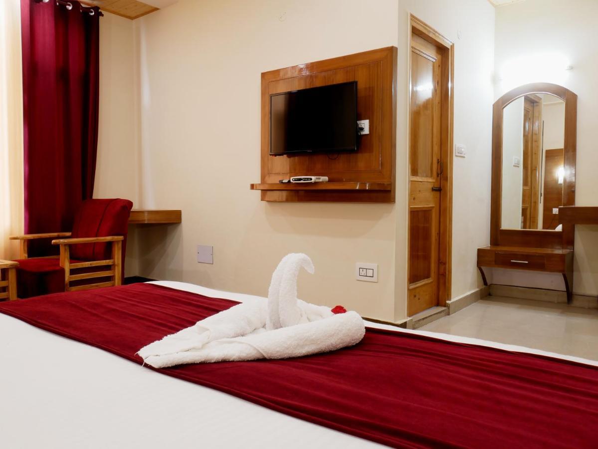 New Ambika International Mall Road Hotel Manāli Exteriér fotografie