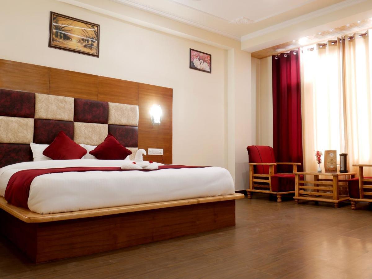 New Ambika International Mall Road Hotel Manāli Exteriér fotografie
