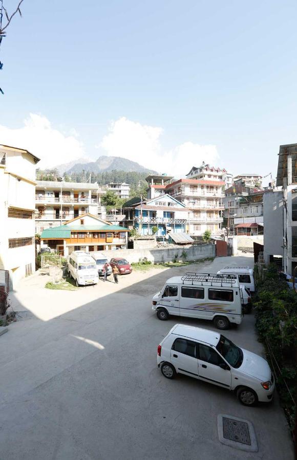 New Ambika International Mall Road Hotel Manāli Exteriér fotografie